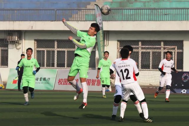 中超单场：上海“德比” 申花一球小胜海港